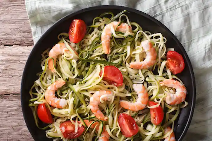 shrimp zucchini pasta