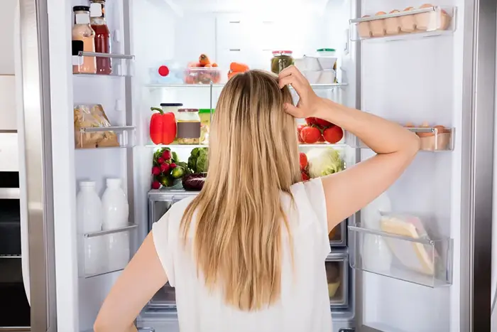woman with food cravings food noise